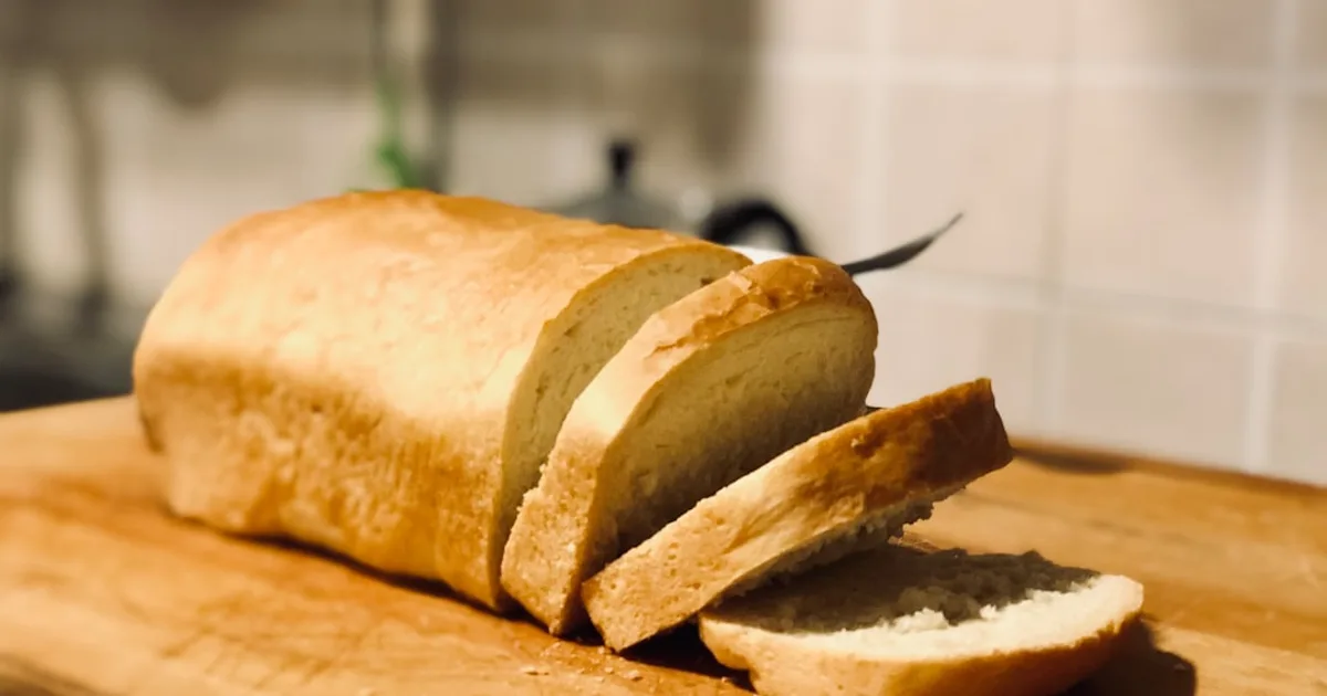 Homemade Bread in the Oven: Simple Recipe
